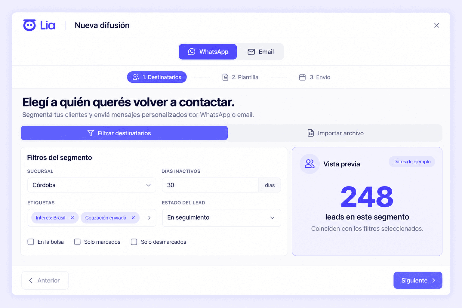 Paso Destinatarios de una nueva difusión en LIA: filtros del segmento por sucursal, días inactivos, etiquetas y estado del lead, con la vista previa de leads que coinciden